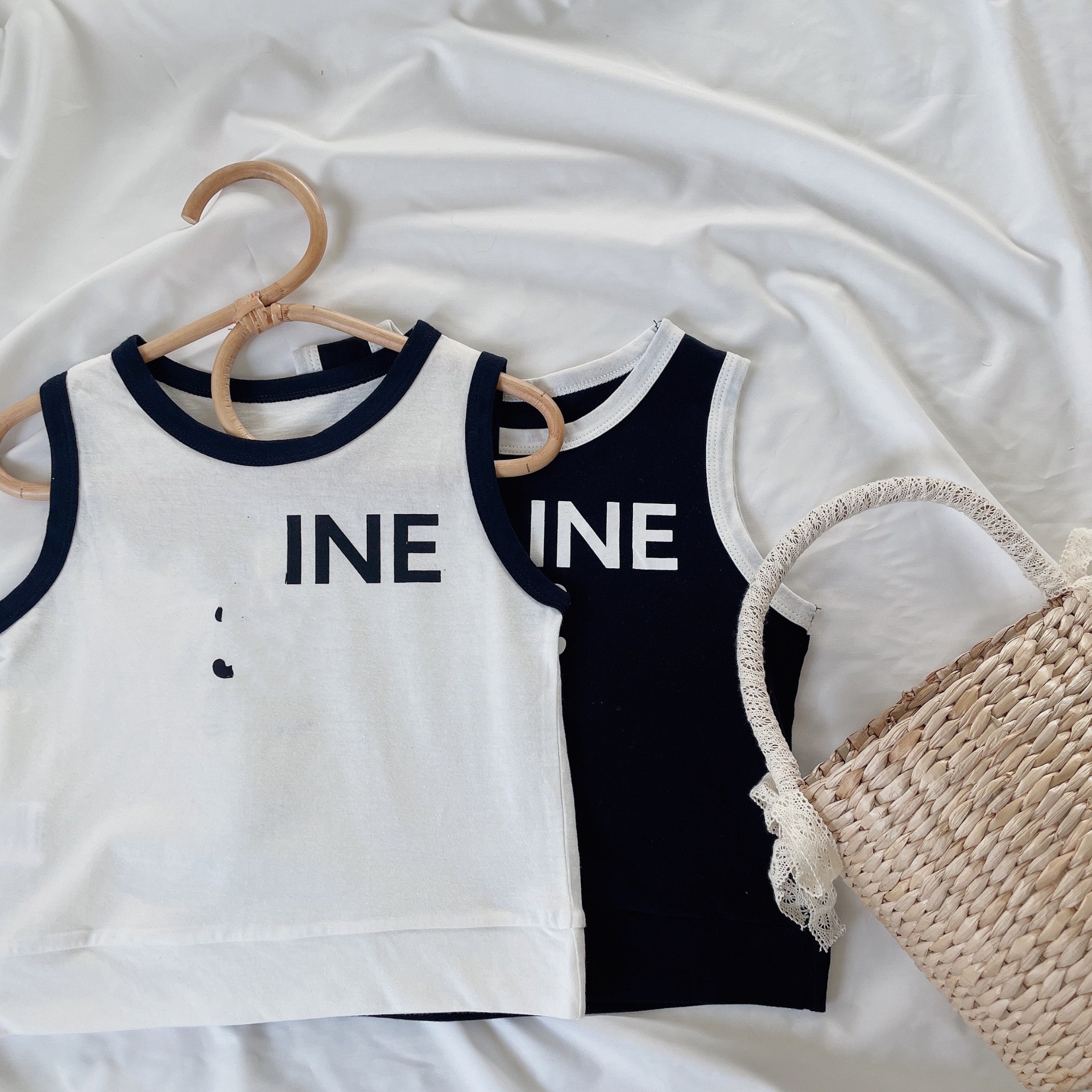 Designer Children tank top girls letter printed cotton thin tops summer kids all-matching casual clothing Z2742, White
Designer Children tank top girls letter printed cotton thin tops summer kids all-matching casual clothing Z2742, White