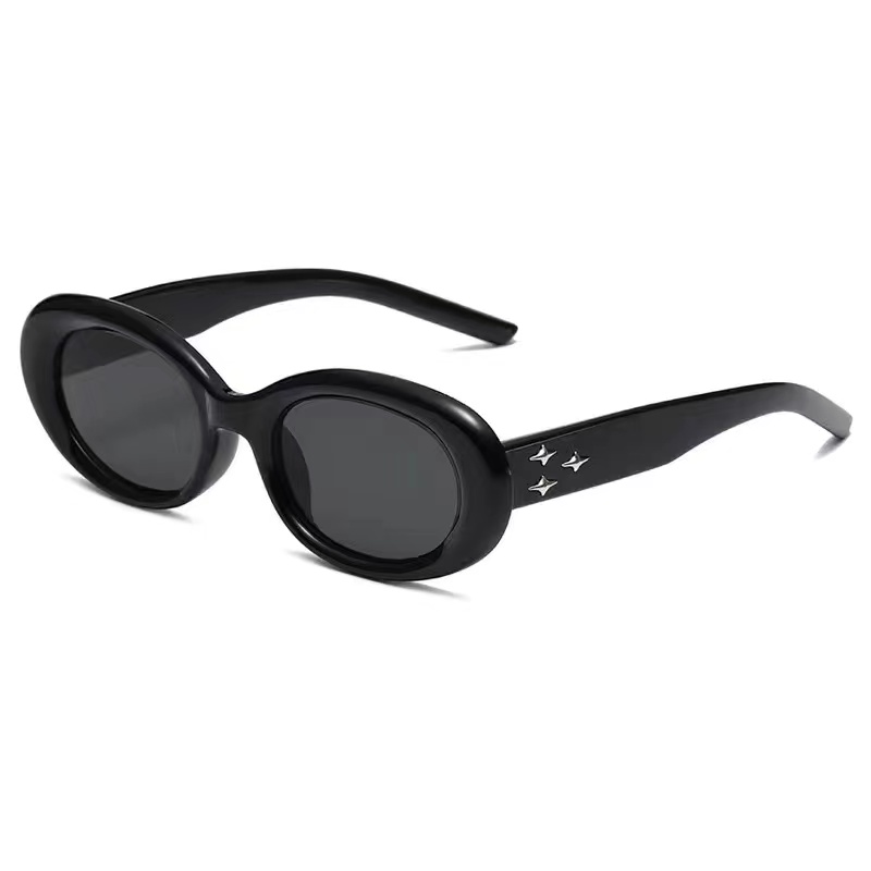 GM Black frame sunglasses Fashion retro trend sunglasses sunglasses look thin can be worn
GM Black frame sunglasses Fashion retro trend sunglasses sunglasses look thin can be worn