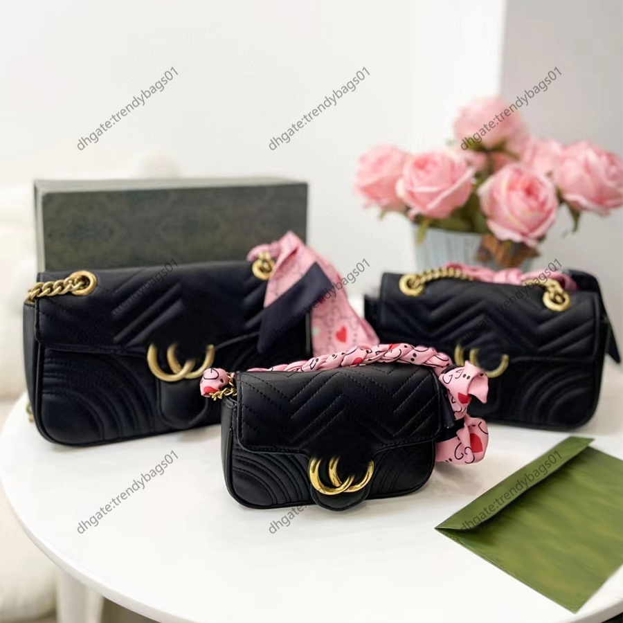 High quality designer bag crossbody Shoulder Bags luxury handbag Genuine Leather luxurys handbags belt Straps metal chains fashion women purse the tote bag classic, 16.5cm-red
High quality designer bag crossbody Shoulder Bags luxury handbag Genuine Leather luxurys handbags belt Straps metal chains fashion women purse the tote bag classic, 16.5cm-red