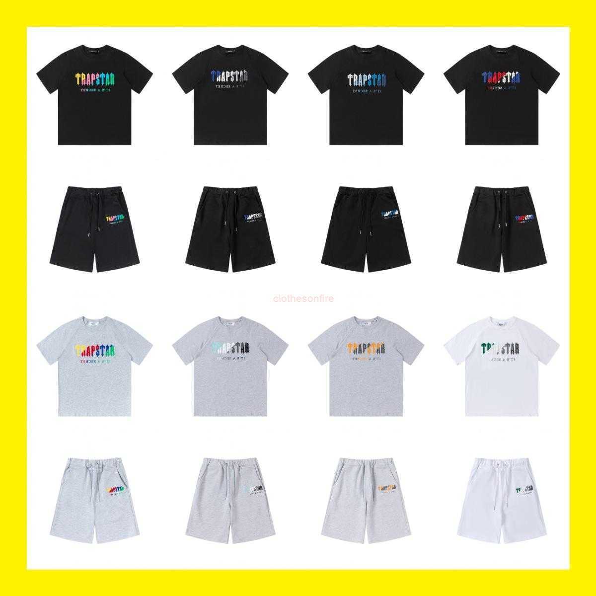 Designer Fashion Clothing Tees Tsihrts Shirts Trapstar Rainbow Letter Gradient Towel Embroidery Short Sleeve Tshirt Fog High Street Short Pants Set Rock Hip hop Cot, 8829 # t-shirt grey
Designer Fashion Clothing Tees Tsihrts Shirts Trapstar Rainbow Letter Gradient Towel Embroidery Short Sleeve Tshirt Fog High Street Short Pants Set Rock Hip hop Cot, 8829 # t-shirt grey