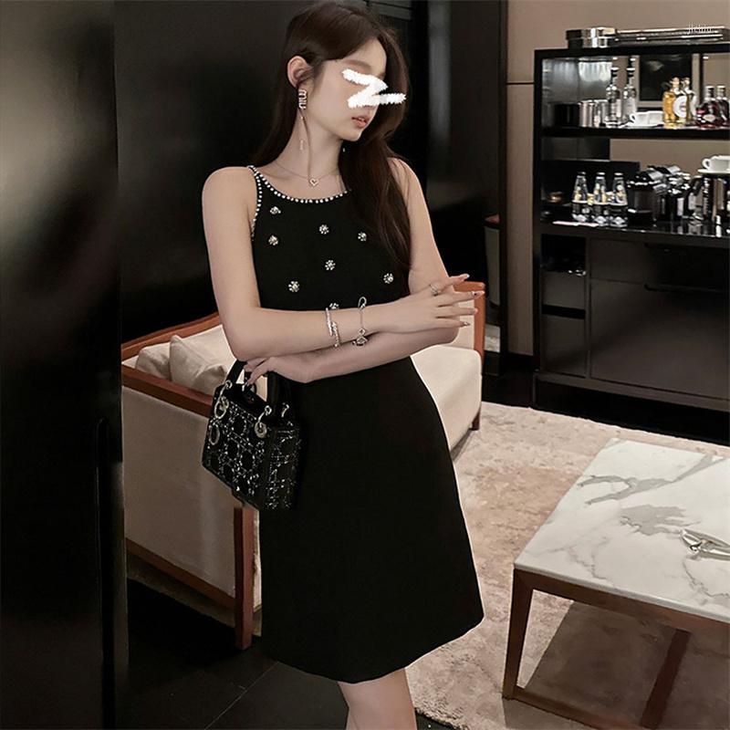 Casual Dresses 2023 Fashion Summer Women Sexy Spaghetti Strap Sleeveless Flares Beading Pearls Mini Elegently Slim Black Dress