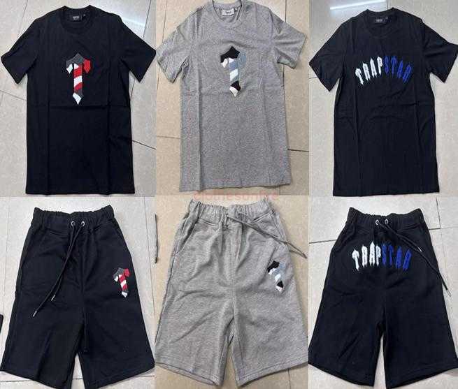Designer Fashion Clothing Tees Tsihrts Shirts Trapstar Blue White Contrast Towel Embroidered Short Sleeve Shorts Loose Fit Sports Casual Set Pure Cotton Mens Women, 632 black shorts
Designer Fashion Clothing Tees Tsihrts Shirts Trapstar Blue White Contrast Towel Embroidered Short Sleeve Shorts Loose Fit Sports Casual Set Pure Cotton Mens Women, 632 black shorts