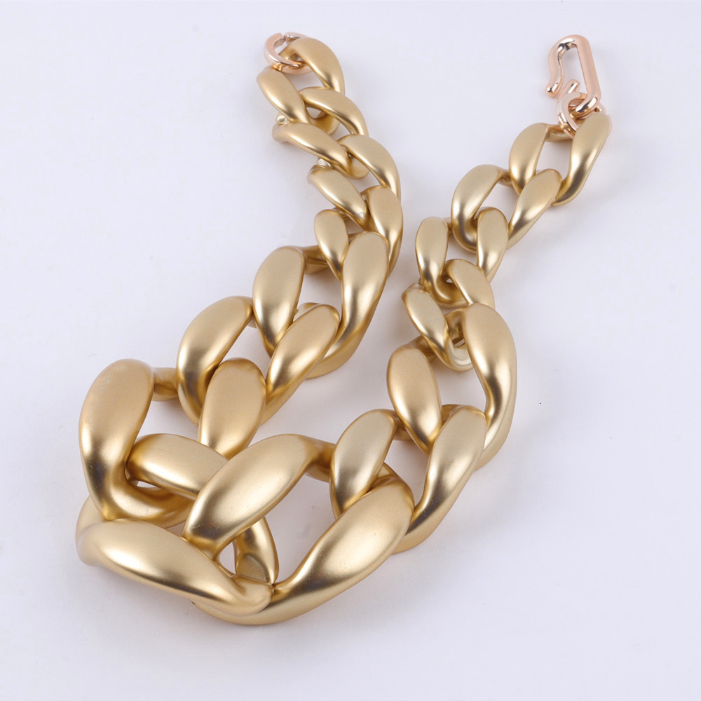 Pendant Necklaces FishSheep Statement Matte Gold Color Acrylic Big Chain Choker Necklace for Women Vintage Resin Chunky Pendant Collar Jewelry 230617