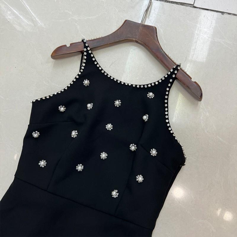 Casual Dresses 2023 Fashion Summer Women Sexy Spaghetti Strap Sleeveless Flares Beading Pearls Mini Elegently Slim Black Dress