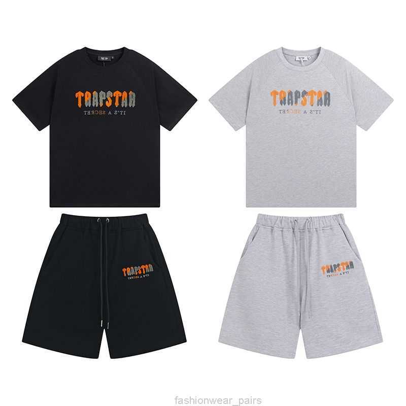 Designer Fashion Clothing Tees Tsihrts Shirts Trapstar Orange Grey Towel Embroidery Fashionable Summer Mens Womens Loose Short Sleeve Shorts Set Fashion Rock Hip h, Grey coat
Designer Fashion Clothing Tees Tsihrts Shirts Trapstar Orange Grey Towel Embroidery Fashionable Summer Mens Womens Loose Short Sleeve Shorts Set Fashion Rock Hip h, Grey coat
