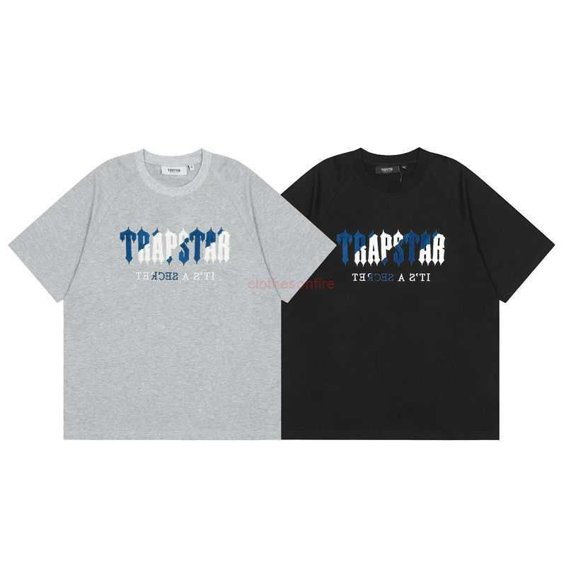 Designer Fashion Clothing Tees Tsihrts Shirts Trapstar Blue White Towel Embroidery Letter American Summer Trend Loose Casual Versatile Mens Womens Short Sleeve Ts, Gray
Designer Fashion Clothing Tees Tsihrts Shirts Trapstar Blue White Towel Embroidery Letter American Summer Trend Loose Casual Versatile Mens Womens Short Sleeve Ts, Gray