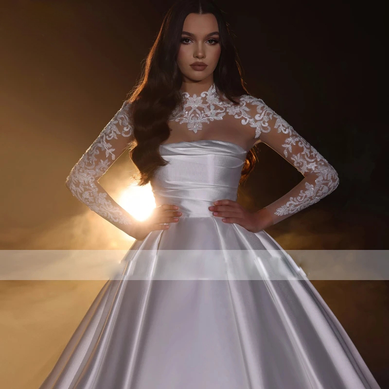 Classic Strapless Ball Gown Wedding Dresses with Jacket Appliques Beading Long Sleeves Princess Bridal Gown Pleat Satin Church Vestido de Novia