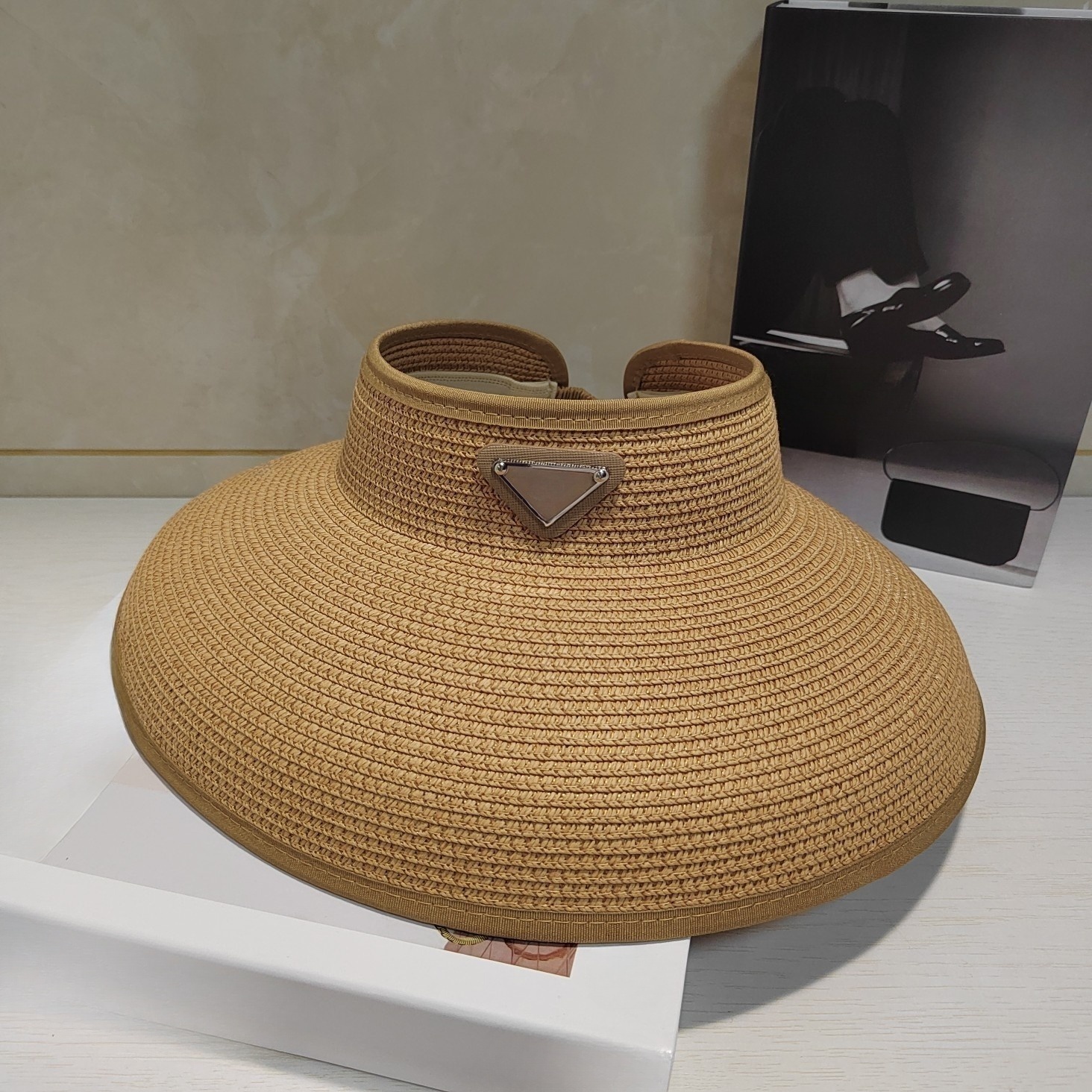 Caps straw hat mens luxury designer bucket hat man beanie fitted hats designers women casquette alphabet high quality classic outdoors travel gorras beach Topless, #-1
Caps straw hat mens luxury designer bucket hat man beanie fitted hats designers women casquette alphabet high quality classic outdoors travel gorras beach Topless, #-1