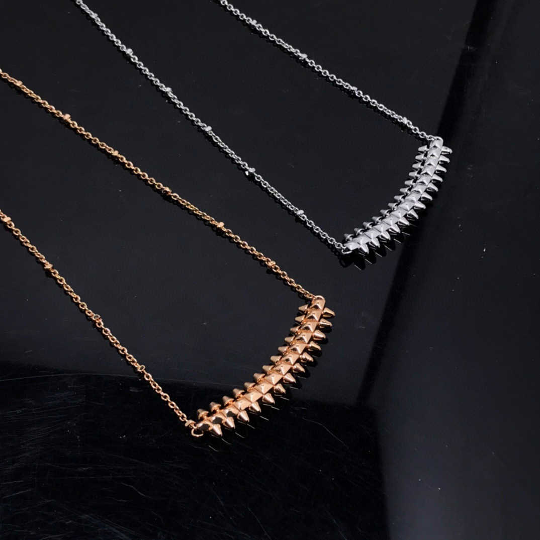 Internet celebrity New product Liu Nail V Gold High Edition Bullet Necklace for Men and Women Lovers Jewelry Collar Chain Straight
Internet celebrity New product Liu Nail V Gold High Edition Bullet Necklace for Men and Women Lovers Jewelry Collar Chain Straight