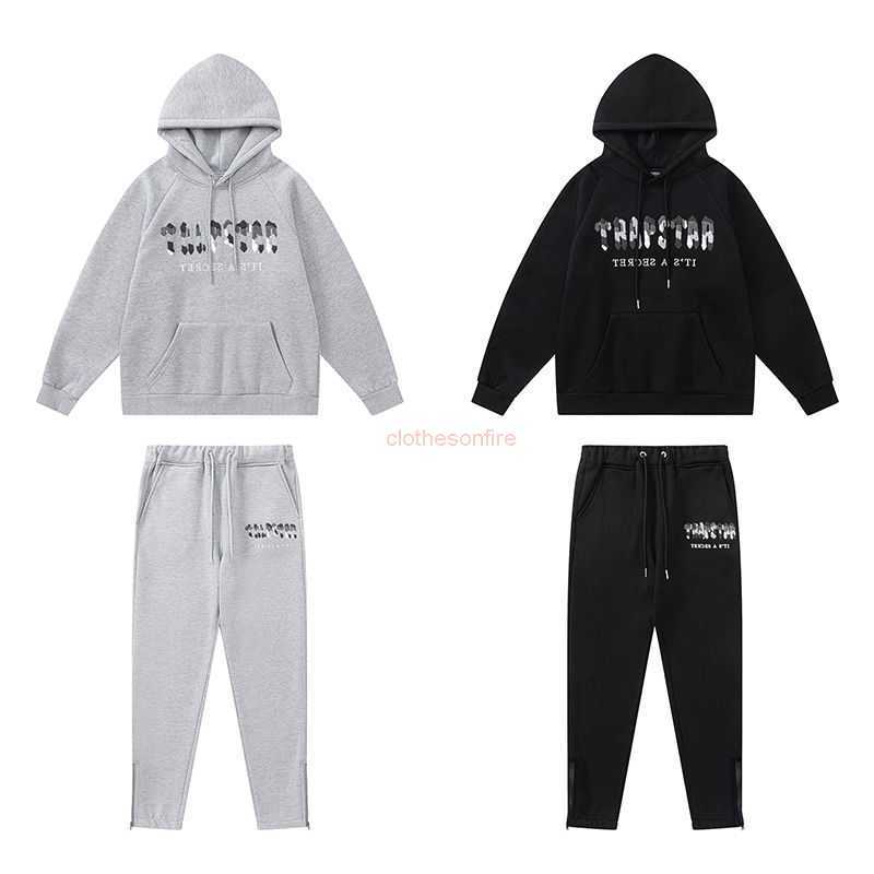 Designer Clothing Mens Sweatshirts Fashion Streetwear Trapstar Camo Towel Embroidered Letters for Men Women Lovers Beautiful Fashion Set with Plush Loose Sweater, Shipping fee
Designer Clothing Mens Sweatshirts Fashion Streetwear Trapstar Camo Towel Embroidered Letters for Men Women Lovers Beautiful Fashion Set with Plush Loose Sweater, Shipping fee
