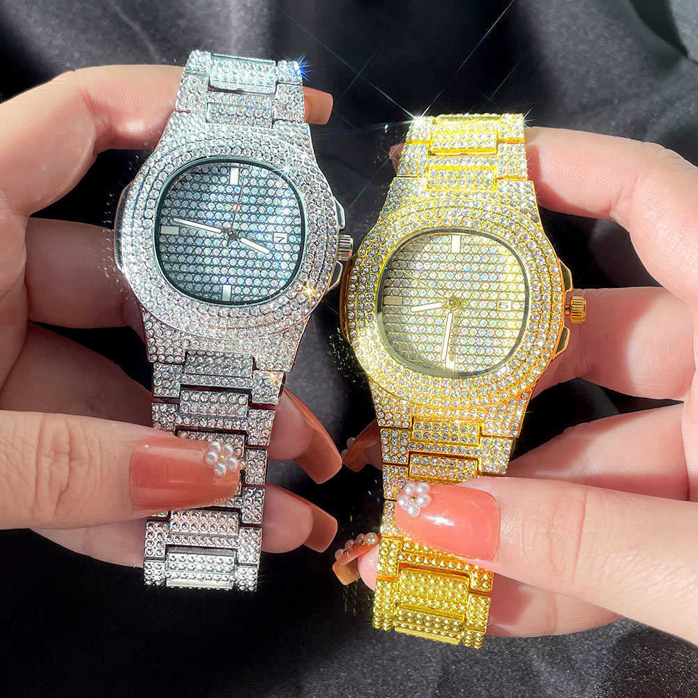 Watches New Special Luxury Men Women Quartz Watch Bracelet Iced Out Tarebdy Silver Color Rhinestone Calendar Relogio Feminino 230613, Black watch
Watches New Special Luxury Men Women Quartz Watch Bracelet Iced Out Tarebdy Silver Color Rhinestone Calendar Relogio Feminino 230613, Black watch