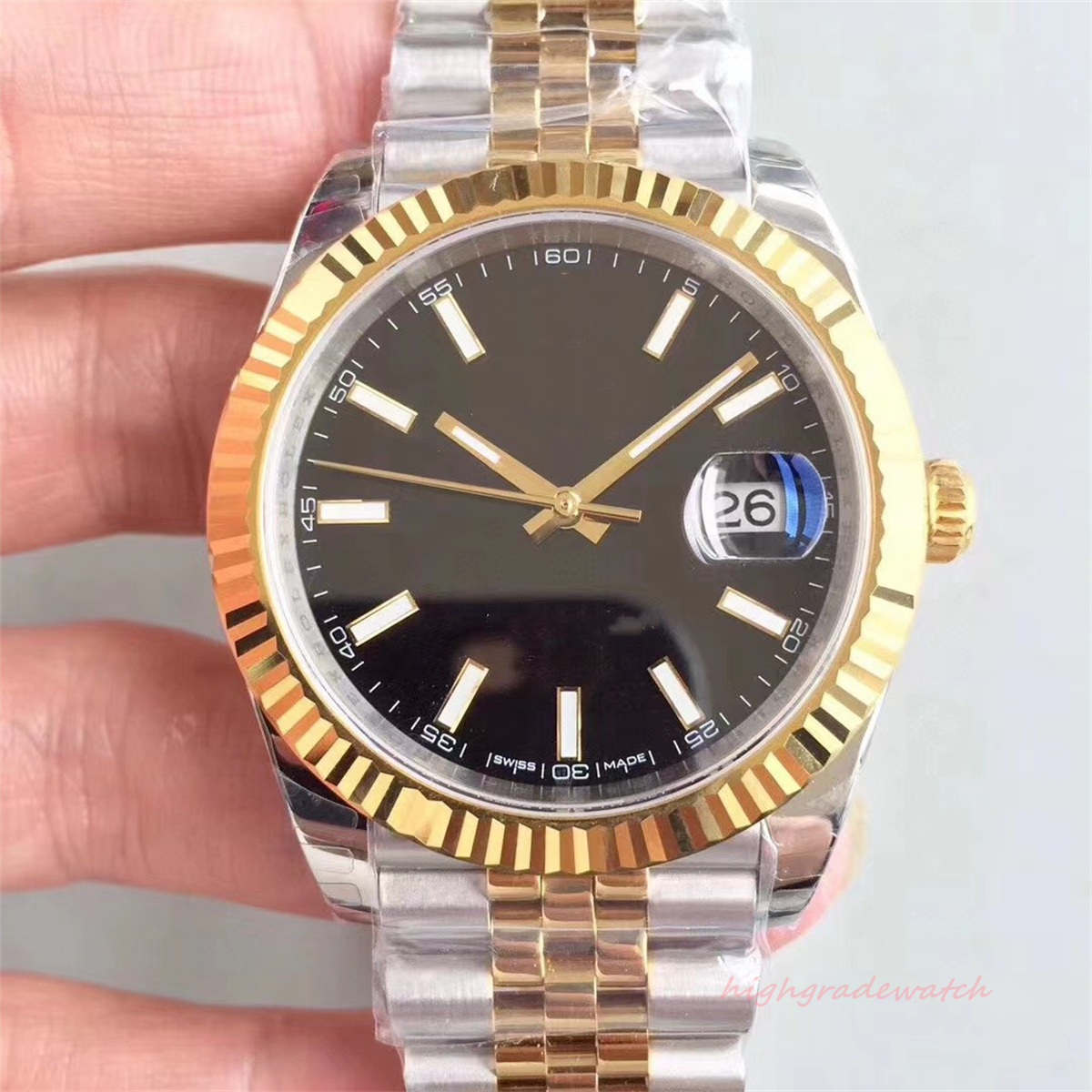 EW Watch 3235 Automatic mechanical Movement Log type series 126331 41 mm diameter, 11.7 mm thickness sapphire mirror designer watches, As shown
EW Watch 3235 Automatic mechanical Movement Log type series 126331 41 mm diameter, 11.7 mm thickness sapphire mirror designer watches, As shown