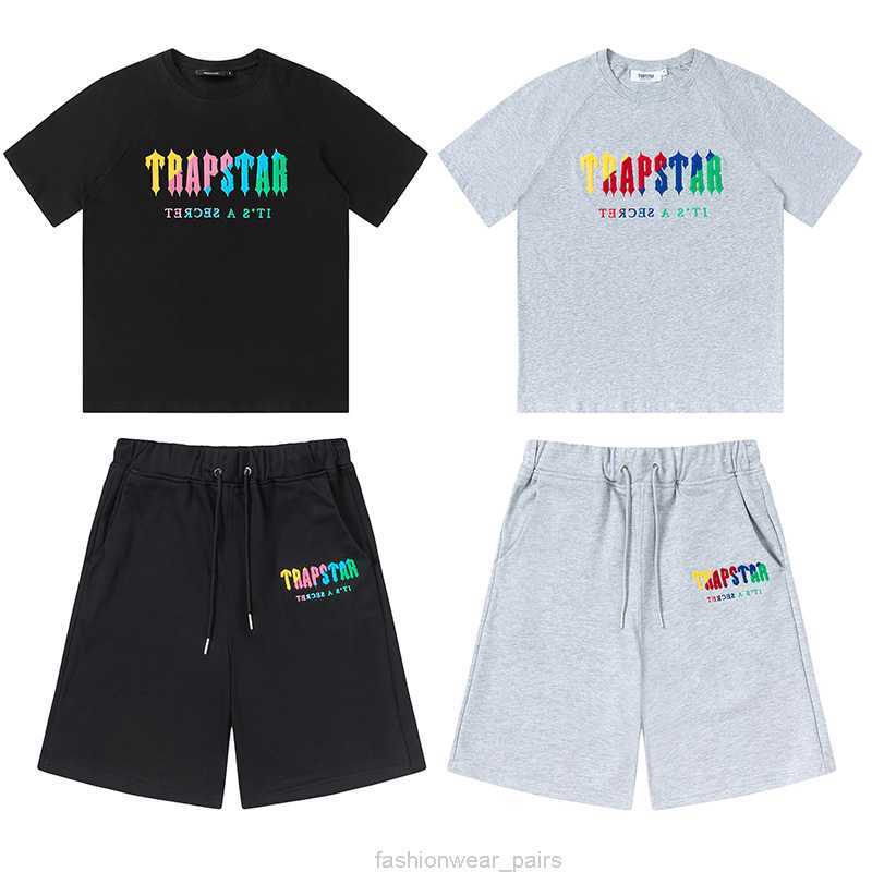 Designer Fashion Clothing Mens Tracksuits Tees Tshirts Shirts Shorts Trapstar Rainbow Towel Embroidery Street Fashion Brand Ins Cotton Loose Short Sleeve Shorts, Shipping fee
Designer Fashion Clothing Mens Tracksuits Tees Tshirts Shirts Shorts Trapstar Rainbow Towel Embroidery Street Fashion Brand Ins Cotton Loose Short Sleeve Shorts, Shipping fee
