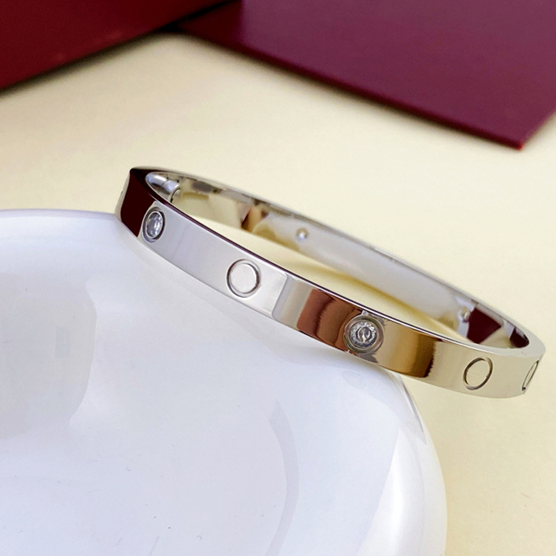 Titanium Love Bangle Bracelet Woman Man Fashion Luxury Jewellery Screw Bangles For Lover 5mm 6mm Gold Silver Rose Design Lovers Nail Bracelets Jewelry Wholesale
Titanium Love Bangle Bracelet Woman Man Fashion Luxury Jewellery Screw Bangles For Lover 5mm 6mm Gold Silver Rose Design Lovers Nail Bracelets Jewelry Wholesale