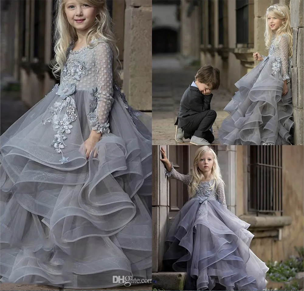 Tiered Tulle Little Pageant Dresses Jewel Neck Lace 3D ral Appliqued Pearl wer Girls Dress Modest Long Sleeve Kids Wedding Gowns