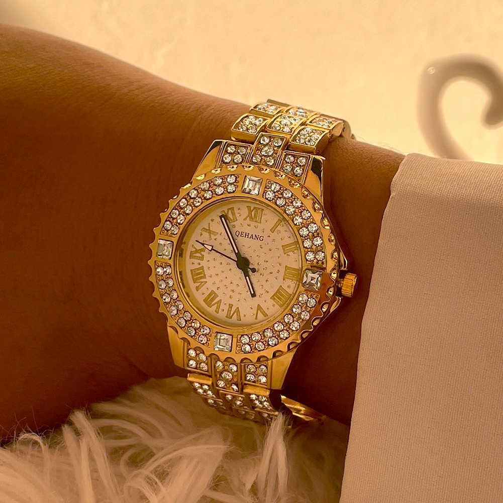 Watches Luxury Women Watch Bracelet Gold Color Full Rhinestone Ladies Quartz Fashion Casual 2pcs Set Crystal Clock Gift 230613, Gold watch
Watches Luxury Women Watch Bracelet Gold Color Full Rhinestone Ladies Quartz Fashion Casual 2pcs Set Crystal Clock Gift 230613, Gold watch