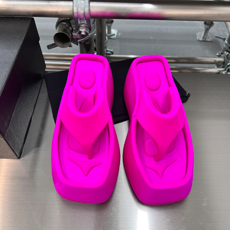 Designer sandal platform slide outdoor slippers womens shoe PU foaming water table black white Summer beach designers flat house slipper summer walk flip flop, #2
Designer sandal platform slide outdoor slippers womens shoe PU foaming water table black white Summer beach designers flat house slipper summer walk flip flop, #2