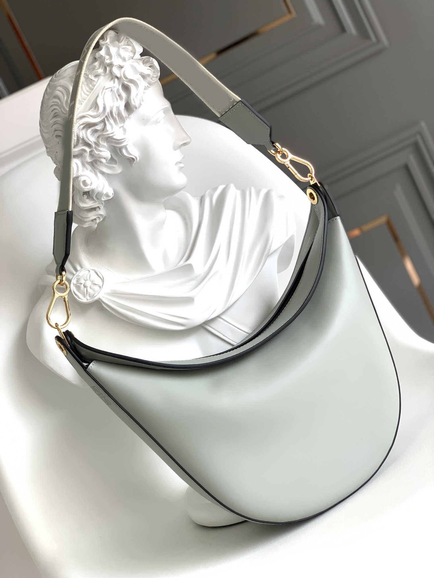 Women's Underarm Bag Fashion Design Leather Bag Women's Crossbody Bag Blue Designer Bag Fashion Embossed Purse Hobo Bag, Black
Women's Underarm Bag Fashion Design Leather Bag Women's Crossbody Bag Blue Designer Bag Fashion Embossed Purse Hobo Bag, Black