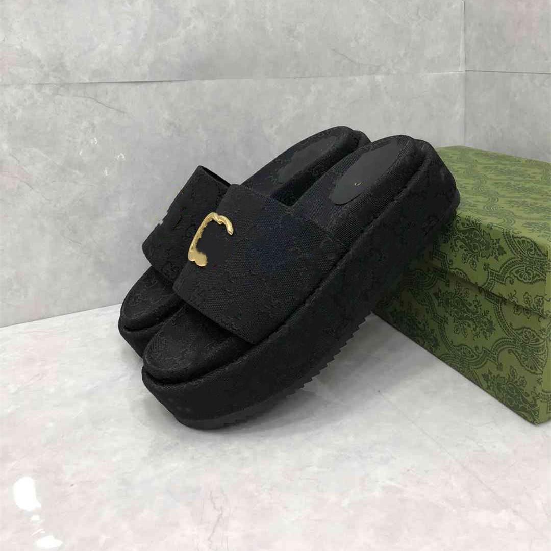 Top Designer Slippers 2023 New Platform Shoes G Letters Hot Sale Thick Sole Women GGs Sandals gg19f
Top Designer Slippers 2023 New Platform Shoes G Letters Hot Sale Thick Sole Women GGs Sandals gg19f