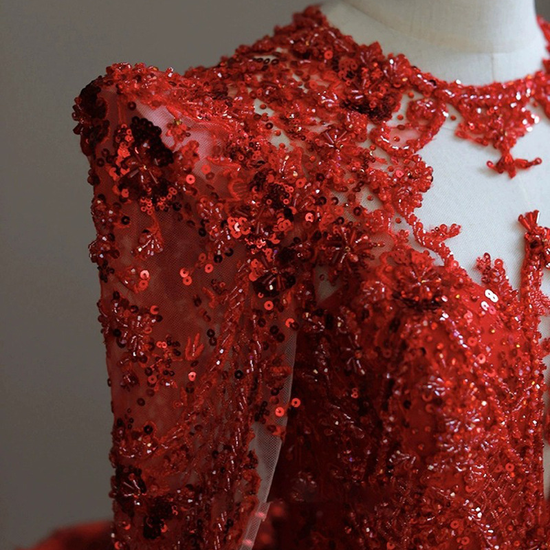 Arabic Dubai Red Women's Wedding Dress 2023 150cm Train O-neck Long Sleeves Beads Crystal Lace Ruffles Puffy Princess Muslim Bridal Gown Vestidos