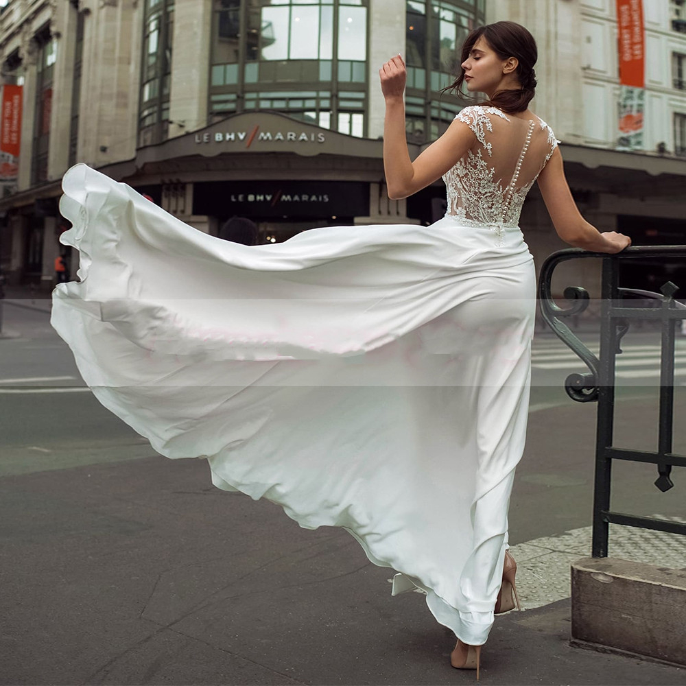 Graceful Chiffon Side Split Wedding Dresses Appliques Cap Sleeves Buttons Back Floor Length Beach Bridal Dress