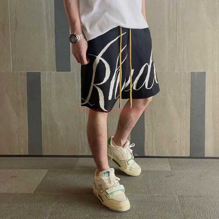 Designer Short Fashion Casual Clothing Beach shorts Rhude Brand American Graffiti Letter 2023 Summer Sports Leisure Pure Cotton Black Loose Mens Basketball Shorts, Woolen shorts black
Designer Short Fashion Casual Clothing Beach shorts Rhude Brand American Graffiti Letter 2023 Summer Sports Leisure Pure Cotton Black Loose Mens Basketball Shorts, Woolen shorts black