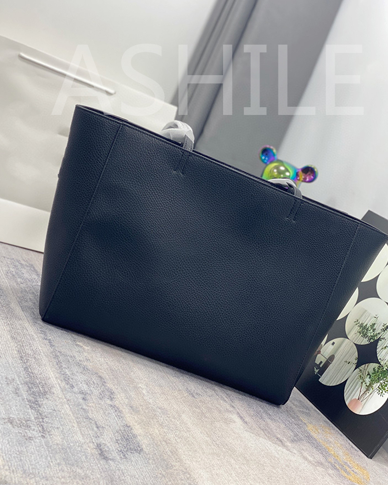 Designer Fashion Womens Totes Shoulder Bags Handbag Single Haig Quality Versatile High Quality Women Bag, Black
Designer Fashion Womens Totes Shoulder Bags Handbag Single Haig Quality Versatile High Quality Women Bag, Black
