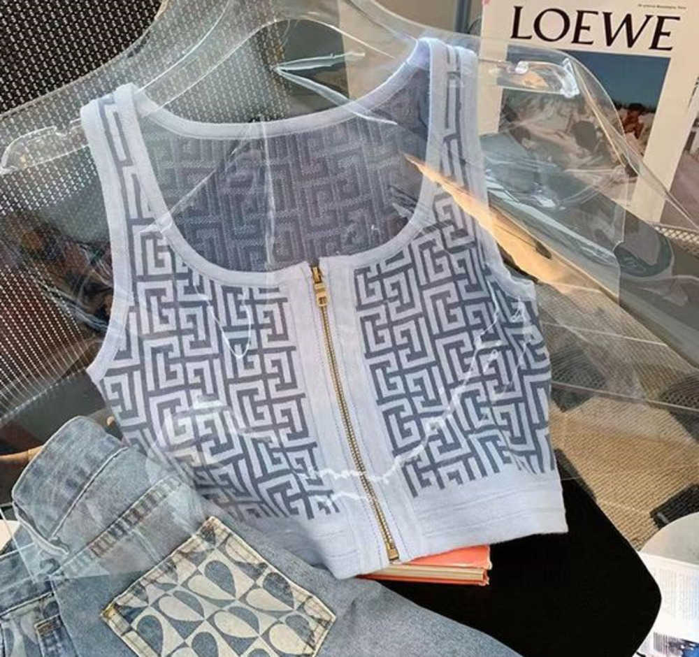 Women's Tops T-shirts Round Neck Knitting Dress Wear Base Fashion Pure Knits Sleeveless Shirt Tees Sexy Nignclub Coats Casualss, Real picture
Women's Tops T-shirts Round Neck Knitting Dress Wear Base Fashion Pure Knits Sleeveless Shirt Tees Sexy Nignclub Coats Casualss, Real picture