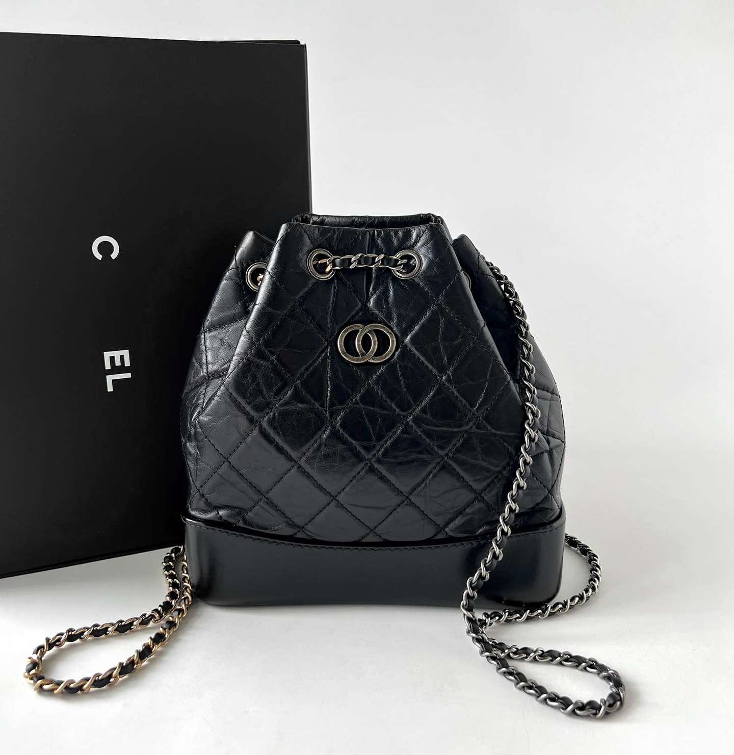2023 Classic CC hobo Backpack Style Backpack lambskin schoolbag womens men new Crossbody handbags clutch bag quilted Shoulder chain travel duffle tote basket purse, Black
2023 Classic CC hobo Backpack Style Backpack lambskin schoolbag womens men new Crossbody handbags clutch bag quilted Shoulder chain travel duffle tote basket purse, Black