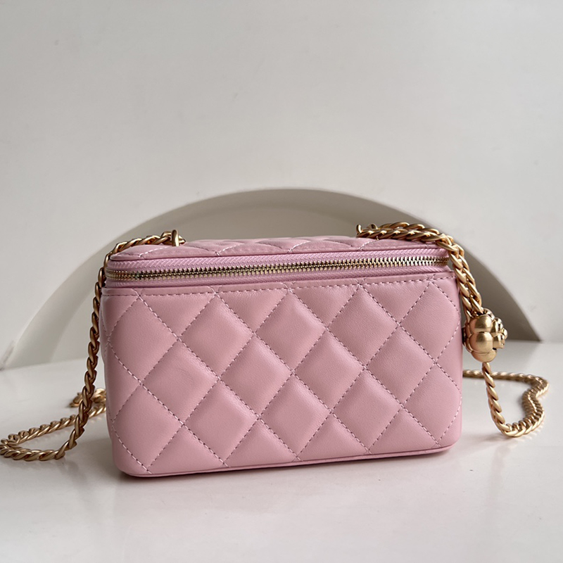 Designer Shoulder Bag 23 Lambskin Makeup Bag 17cm Luxury Crossbody Bag High Imitation Chain Bag With Box ZC068
Designer Shoulder Bag 23 Lambskin Makeup Bag 17cm Luxury Crossbody Bag High Imitation Chain Bag With Box ZC068