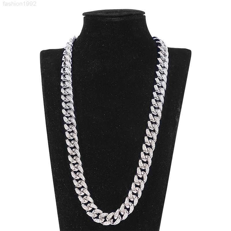 Hip Hop Jewelry Diamond Men's 13 Mm Cuban Necklace Moissanite S925 Sliver 14k Karat Gold Cuban Necklace Chain
Hip Hop Jewelry Diamond Men's 13 Mm Cuban Necklace Moissanite S925 Sliver 14k Karat Gold Cuban Necklace Chain