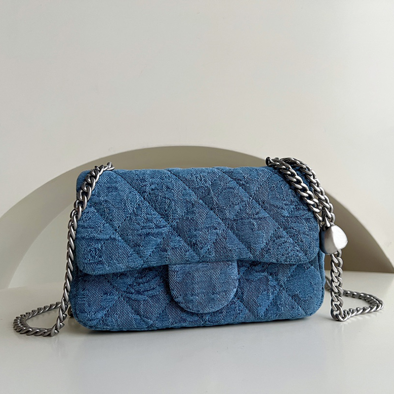 Denim Mini Flap Bag Designer Crossbody Bags AS3829 Calfskin 10A Chain Bags With Box C074, Red
Denim Mini Flap Bag Designer Crossbody Bags AS3829 Calfskin 10A Chain Bags With Box C074, Red