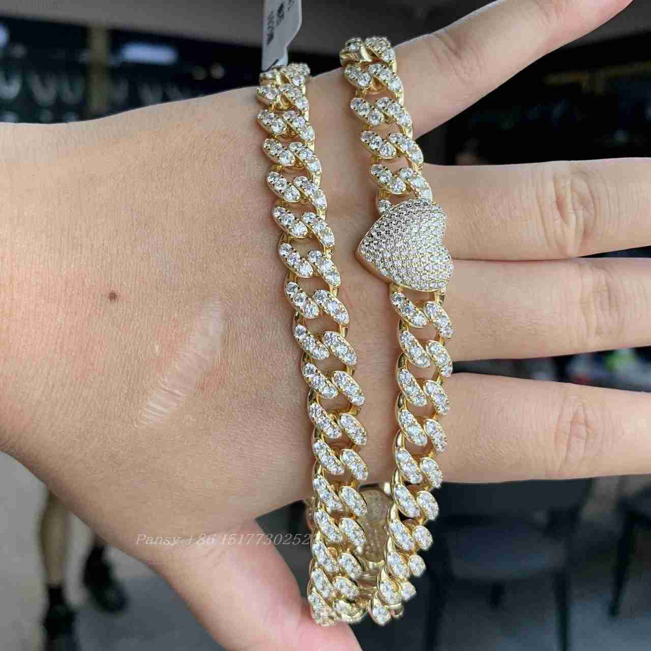 Hip Hop 10mm Cuban Chain Set Prong Setting 925 Sterling Silver Vvs Diamond Moissanite Cuban Link Chain
Hip Hop 10mm Cuban Chain Set Prong Setting 925 Sterling Silver Vvs Diamond Moissanite Cuban Link Chain