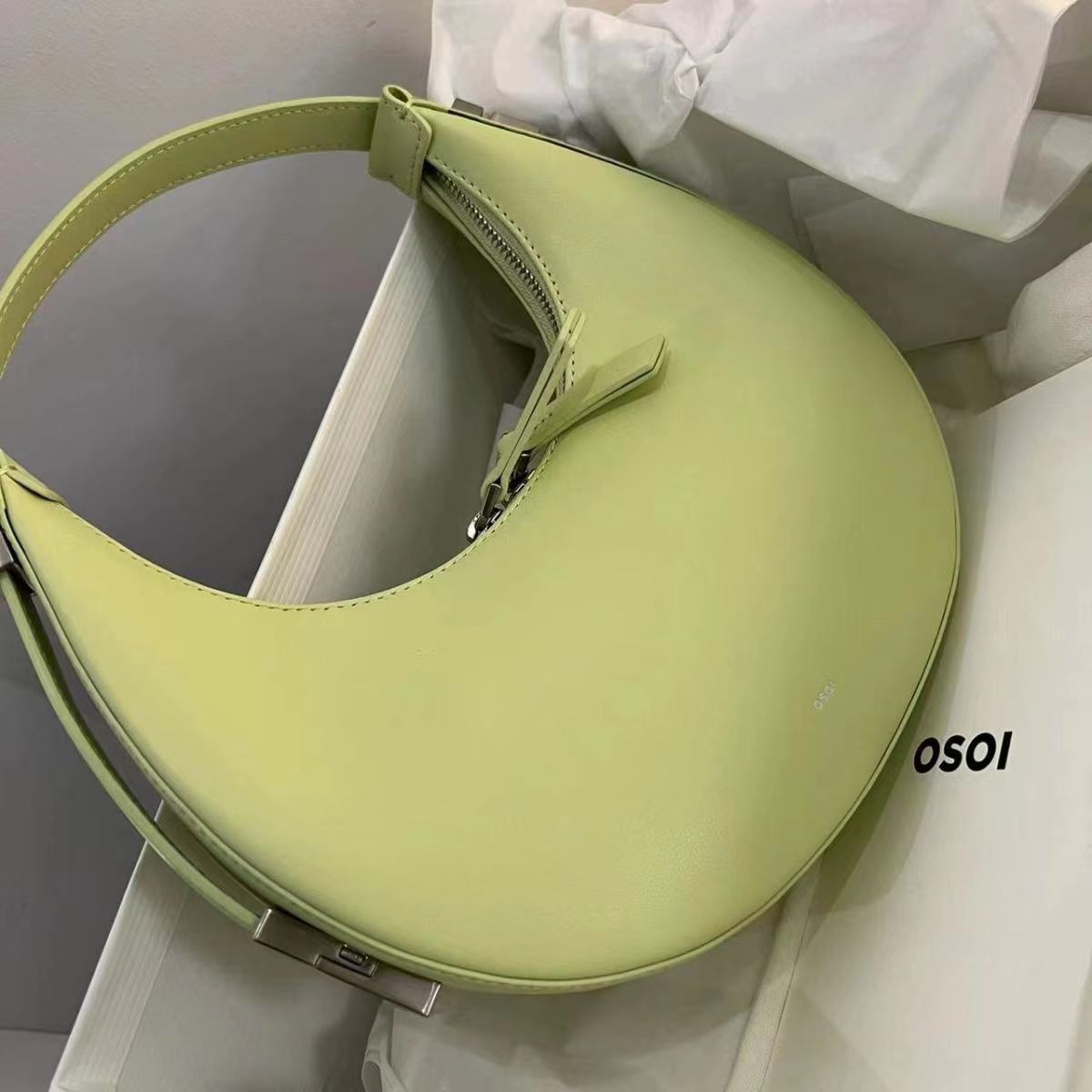 Osoi Toni Mini Half Moon Bag Leather Women Designer Curved Silhouette Three Dimensional Effect Tote Hardware Underarm Shoulder Bags