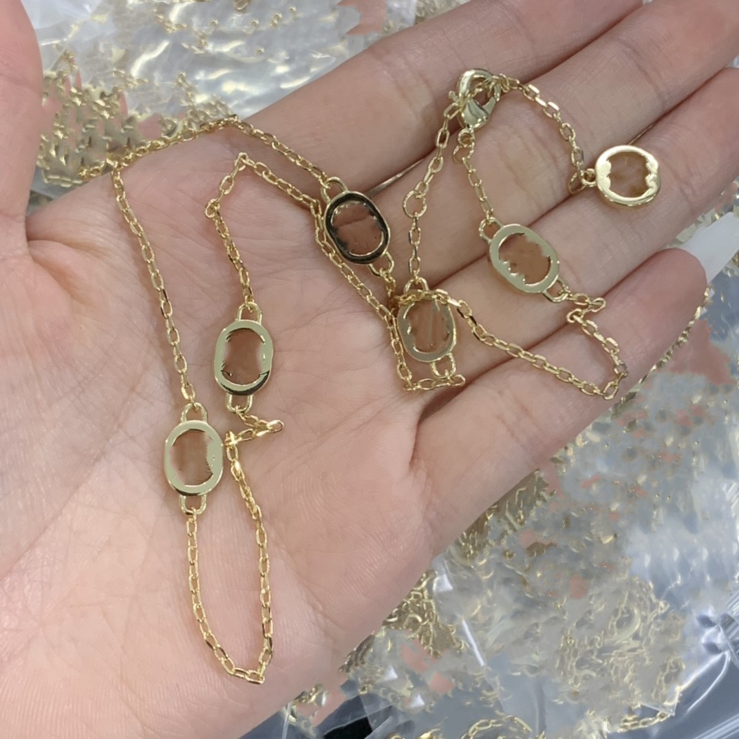 Hot Sale Vintage Pendants Necklaces For men Women Designer Neckwear GGs Womens Jewelry Luxury ucci Party Necklace Gift kg2g
Hot Sale Vintage Pendants Necklaces For men Women Designer Neckwear GGs Womens Jewelry Luxury ucci Party Necklace Gift kg2g
