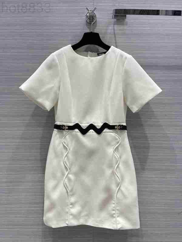 Runway Dresses Designer Milan Dress 2023 New Autumn o Neck Short Sleeve Fashion Brand Same Style NM6O, Picture color
Runway Dresses Designer Milan Dress 2023 New Autumn o Neck Short Sleeve Fashion Brand Same Style NM6O, Picture color
