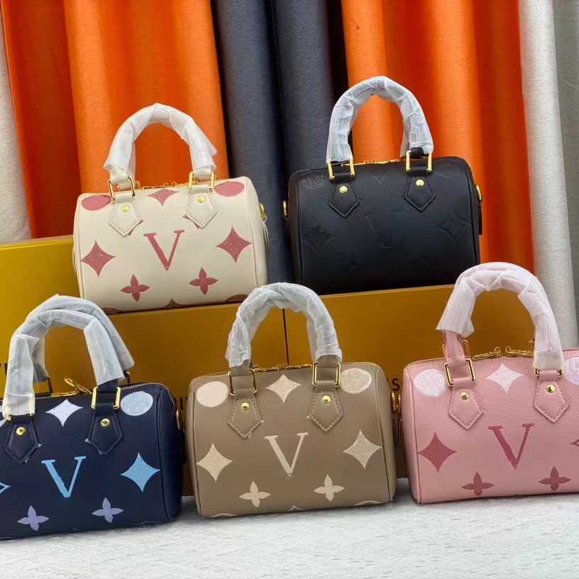2023 Fashion Classic bag handbag Women Leather Handbags Womens crossbody Clutch Tote Shoulder embossing Messenger bags, Blue
2023 Fashion Classic bag handbag Women Leather Handbags Womens crossbody Clutch Tote Shoulder embossing Messenger bags, Blue