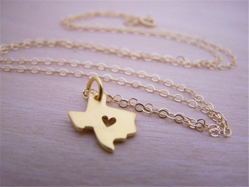 Outline State of Texas Map Necklace USA TX City Necklace Geometric Geography Heart Love Texas Chain Collar Choker Hometown Gifts