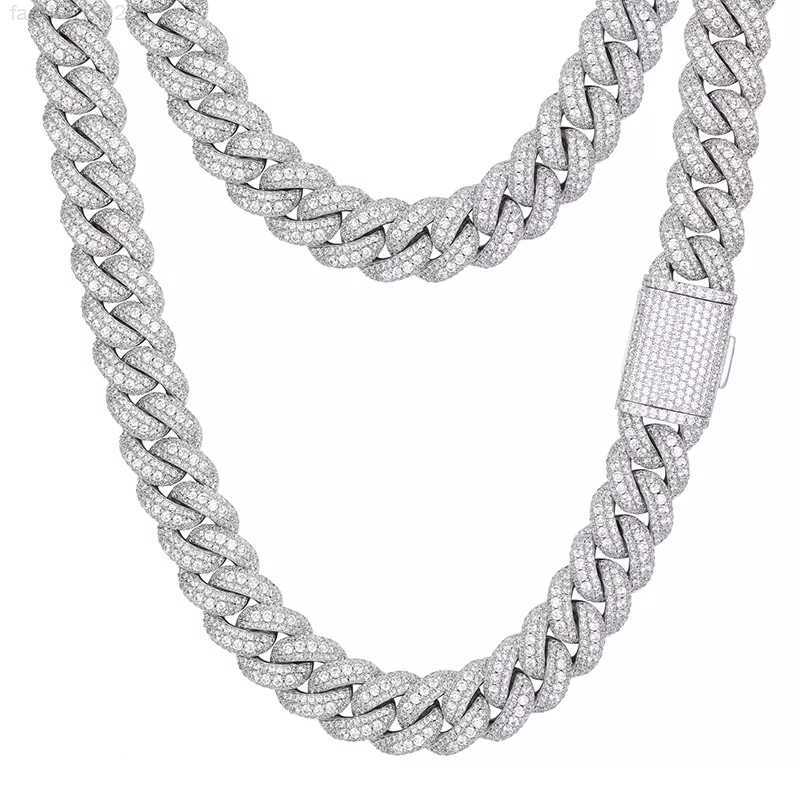 Huge Buss Down Miami Iced Out 925 Silver with 14k Gold Plated Vvs Moissanite Cuban Link Chain - Heavy and Luxurious Necklace
Huge Buss Down Miami Iced Out 925 Silver with 14k Gold Plated Vvs Moissanite Cuban Link Chain - Heavy and Luxurious Necklace