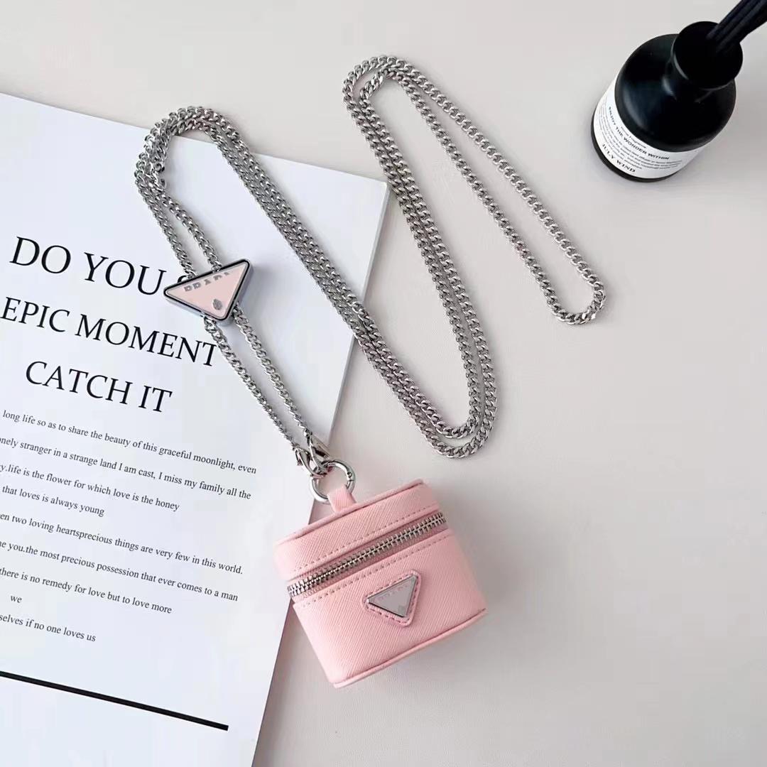 Beautiful Designer AirPods Cases for 1 2 3 4 Generation Luxury Crossbody Leather Universal AirPods Case AirPods1 AirPods2 AirPods3 AirPodspro with Logo Box 7x6x3cm, #6 without chain
Beautiful Designer AirPods Cases for 1 2 3 4 Generation Luxury Crossbody Leather Universal AirPods Case AirPods1 AirPods2 AirPods3 AirPodspro with Logo Box 7x6x3cm, #6 without chain