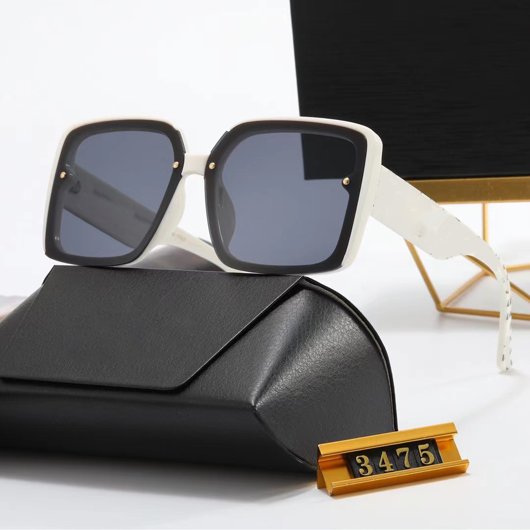 Square sunglasses Bg sunglass designer sunglasses men glasseses womens sun glasses Mirror leg metal classic logo design Fashion brand Large frame sunglasses
Square sunglasses Bg sunglass designer sunglasses men glasseses womens sun glasses Mirror leg metal classic logo design Fashion brand Large frame sunglasses