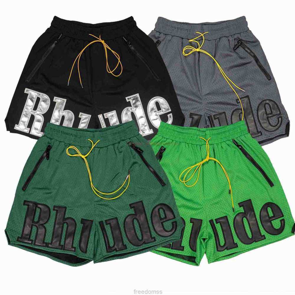 Designer Short Fashion Casual Clothing Beach shorts Rhude Collar Embroidery Mens Womens Shorts Summer Loose Breathable Mesh Sweatpants High Street Fashion 2024, White
Designer Short Fashion Casual Clothing Beach shorts Rhude Collar Embroidery Mens Womens Shorts Summer Loose Breathable Mesh Sweatpants High Street Fashion 2024, White
