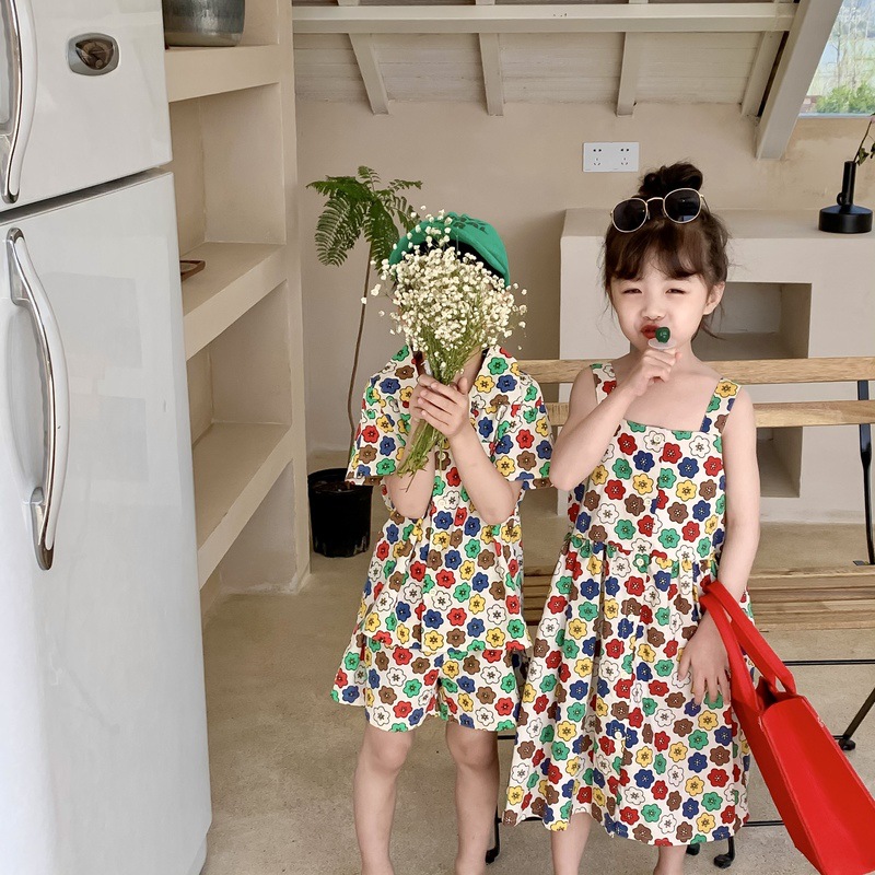 Boys and Girls Short-sleeved Shorts Two-piece Children's Flower Slip Dress Brother and Sister, Skirt
Boys and Girls Short-sleeved Shorts Two-piece Children's Flower Slip Dress Brother and Sister, Skirt