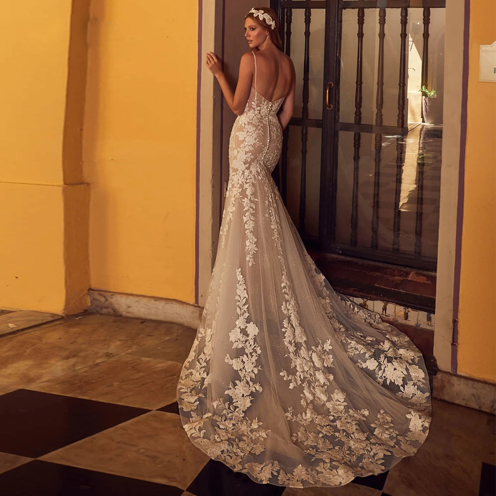 Exquisite Spaghetti Strap Lace Wedding Dresses Glitter Sequin Mermaid Bridal Gown Backless Summer Outdoor Vestido De Mariee 326