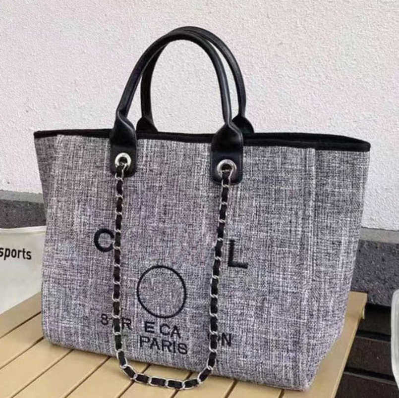 Classics Women's Luxury Hand Bags Ch Embroidered Brand Handbag Female Pearl Beach Bag Big Shopping Small Backpacks Canvas Chain Backpack Evening Handbags Hf61
Classics Women's Luxury Hand Bags Ch Embroidered Brand Handbag Female Pearl Beach Bag Big Shopping Small Backpacks Canvas Chain Backpack Evening Handbags Hf61