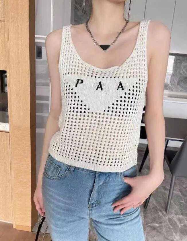 Women's Plus Size T-Shirt The latest summer design PRD Women Plus Size T-Shirt fashion trend sexy hollow embroidery letters loose super cool wide shoulder strap vest, 03
Women's Plus Size T-Shirt The latest summer design PRD Women Plus Size T-Shirt fashion trend sexy hollow embroidery letters loose super cool wide shoulder strap vest, 03