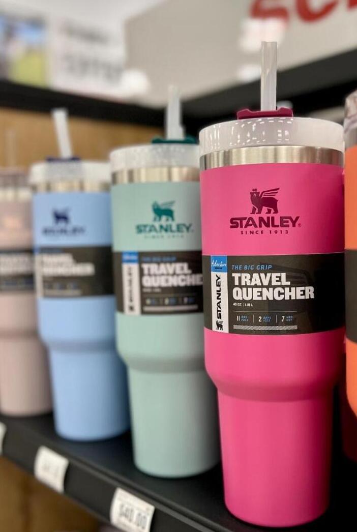 Ready To Ship Stanley Logo H2.0 40oz Stainless Steel Tumblers Cups Handle Lid And Straw 2nd Big Capacity Car Cups Insulated Rose Hot Pink Water Bottles GJ0620599, Multi-color
Ready To Ship Stanley Logo H2.0 40oz Stainless Steel Tumblers Cups Handle Lid And Straw 2nd Big Capacity Car Cups Insulated Rose Hot Pink Water Bottles GJ0620599, Multi-color