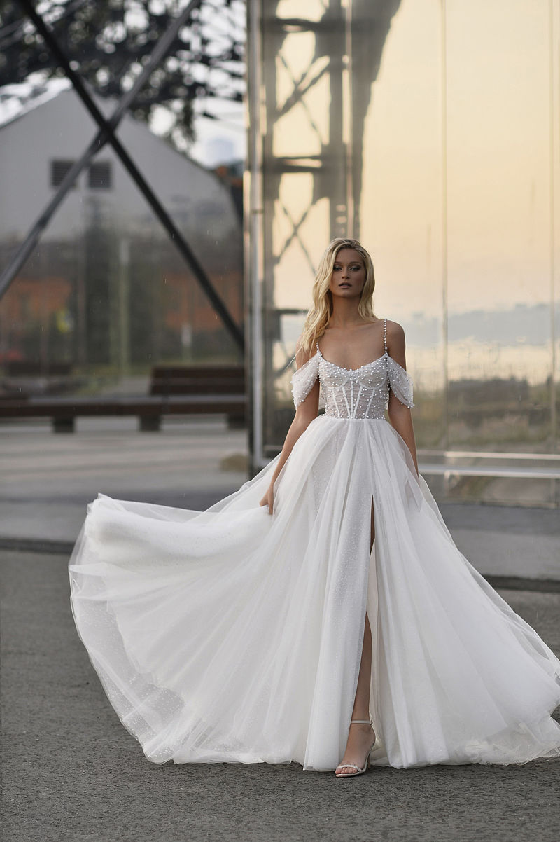 Glitter Spaghetti Strap Pearls Wedding Bridal Dress Off Shoulder Side Split Bride Gown Lace Up Back Bohemian vestido de mariee