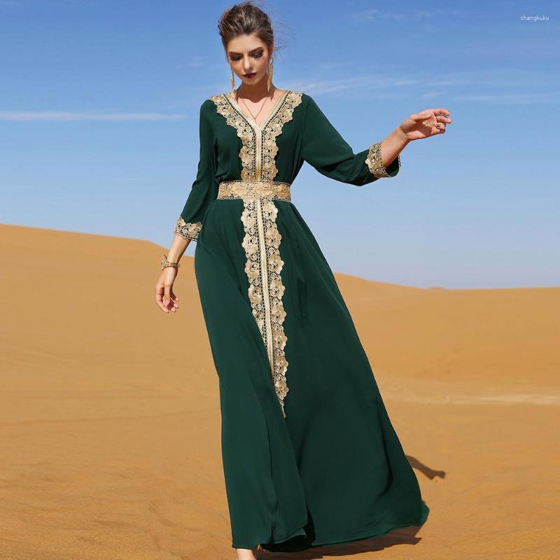Ethnic Clothing Luxurious Kaftan Women Dubai Embroidery Elegant Muslim Abaya Islam Turkey Djellaba Moroccan Long Dresses Beads A014
Ethnic Clothing Luxurious Kaftan Women Dubai Embroidery Elegant Muslim Abaya Islam Turkey Djellaba Moroccan Long Dresses Beads A014