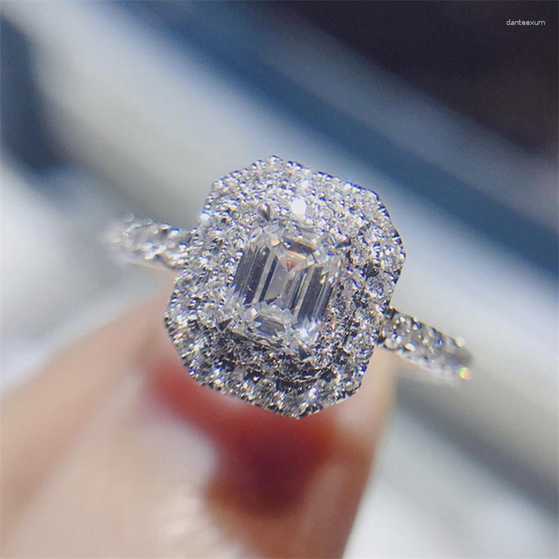 Wedding Rings Shiny Simple Design Women's With Brilliant Cubic Zirconia Elegant Female Ring Engagement Party Fashion Jewelry
Wedding Rings Shiny Simple Design Women's With Brilliant Cubic Zirconia Elegant Female Ring Engagement Party Fashion Jewelry